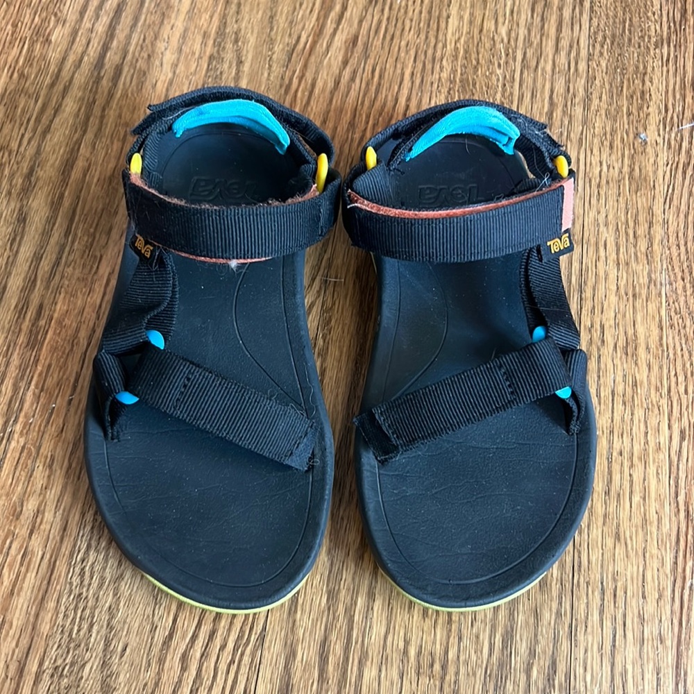 Teva - Kids - Hurricane XLT Sandal
Size 1